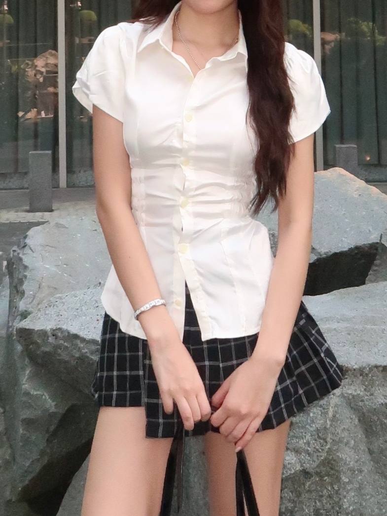 White Fitted Blouse (Brand: Bihengki Club)