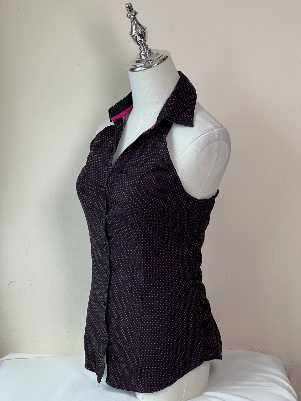 Black w Pink Polka Dots Fitted Halter