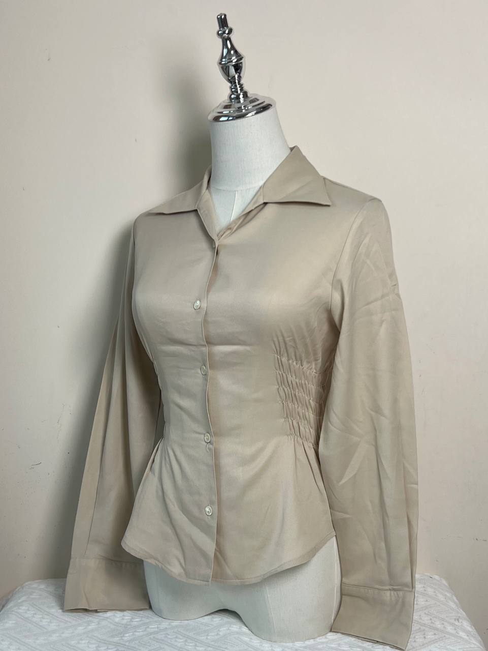 Beige Long Sleeve Fitted Blouse