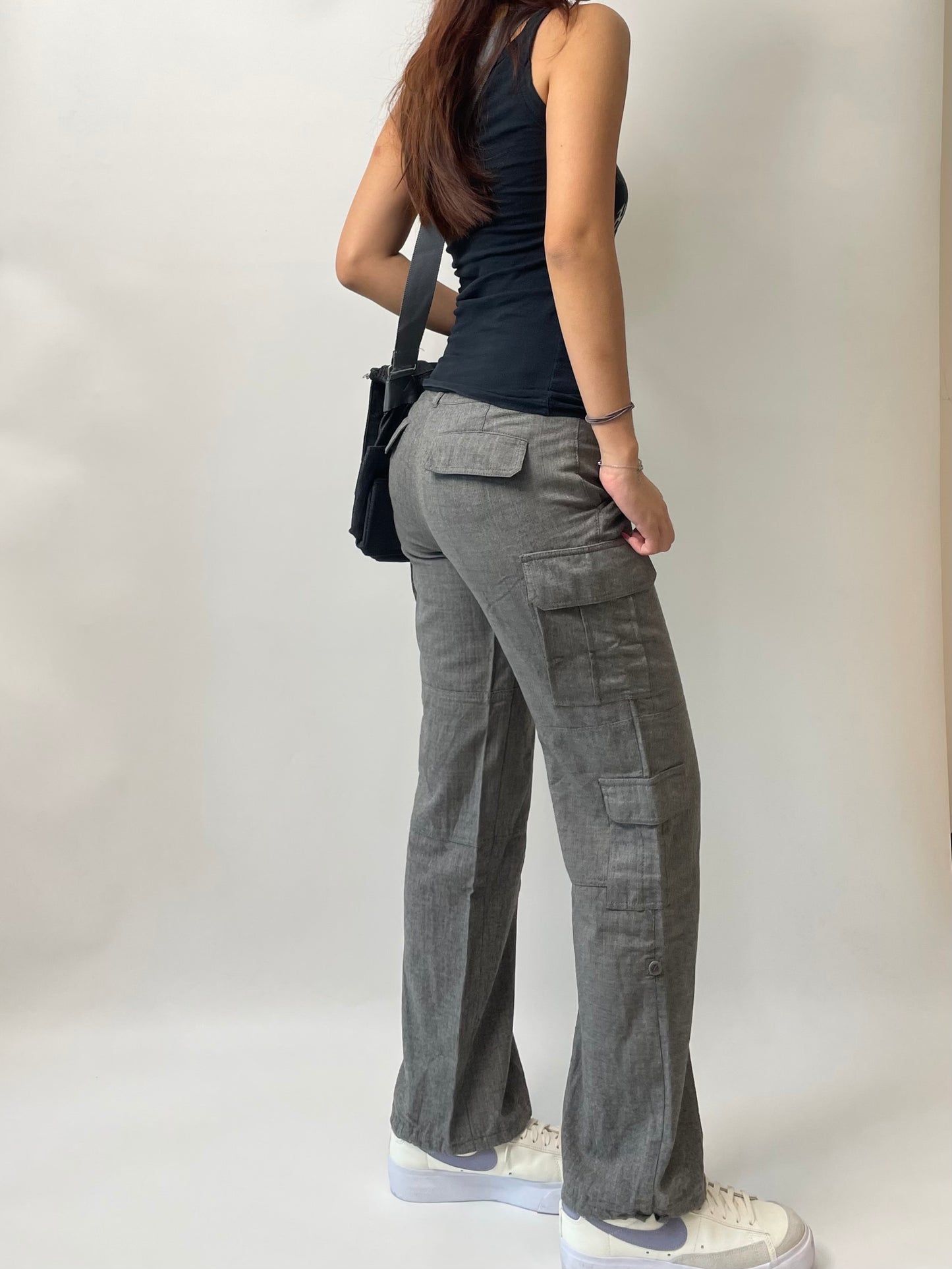Grey Low-waisted Cargo Pants