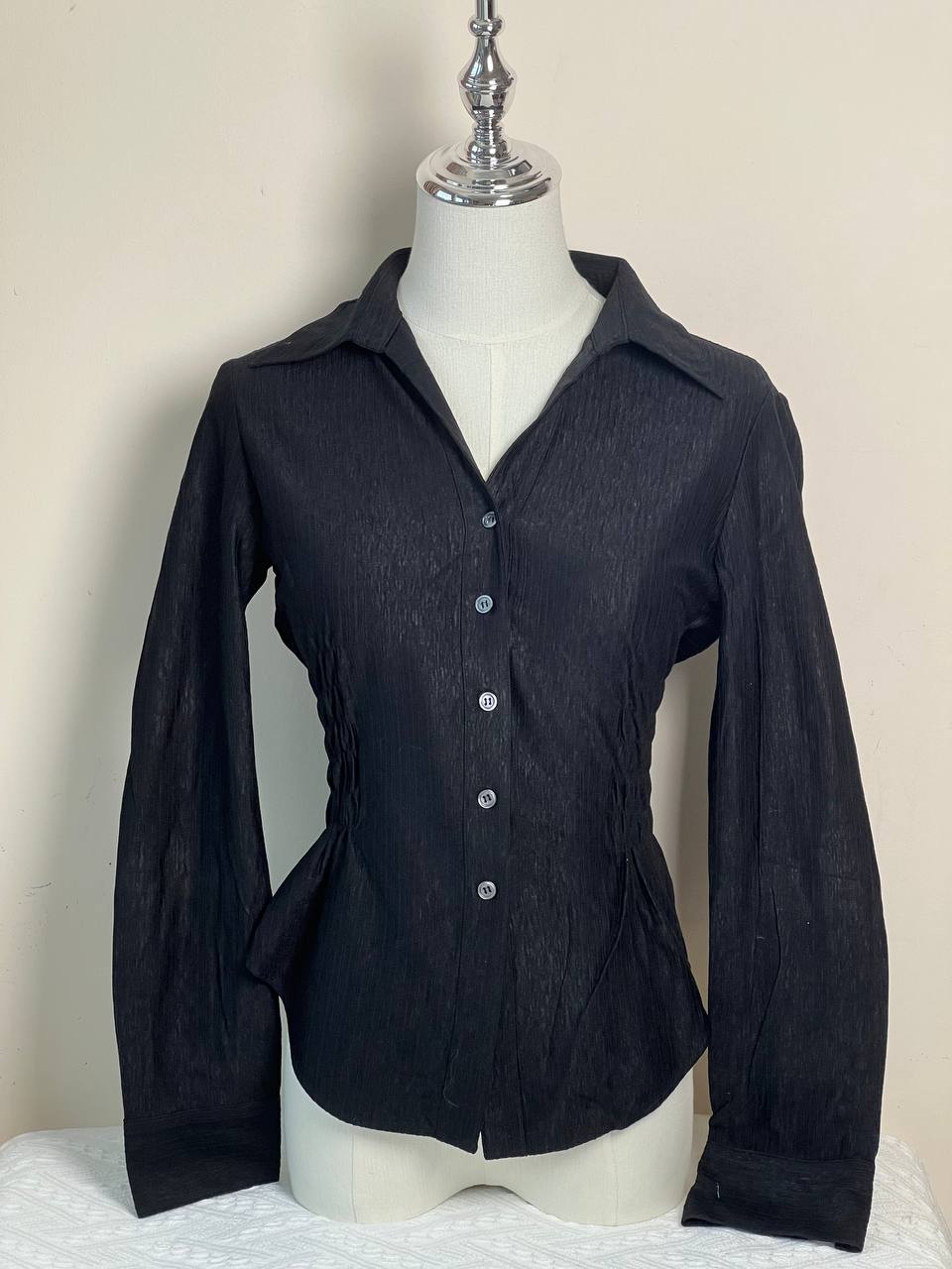 Black Textured Long Sleeve Fitted Blouse