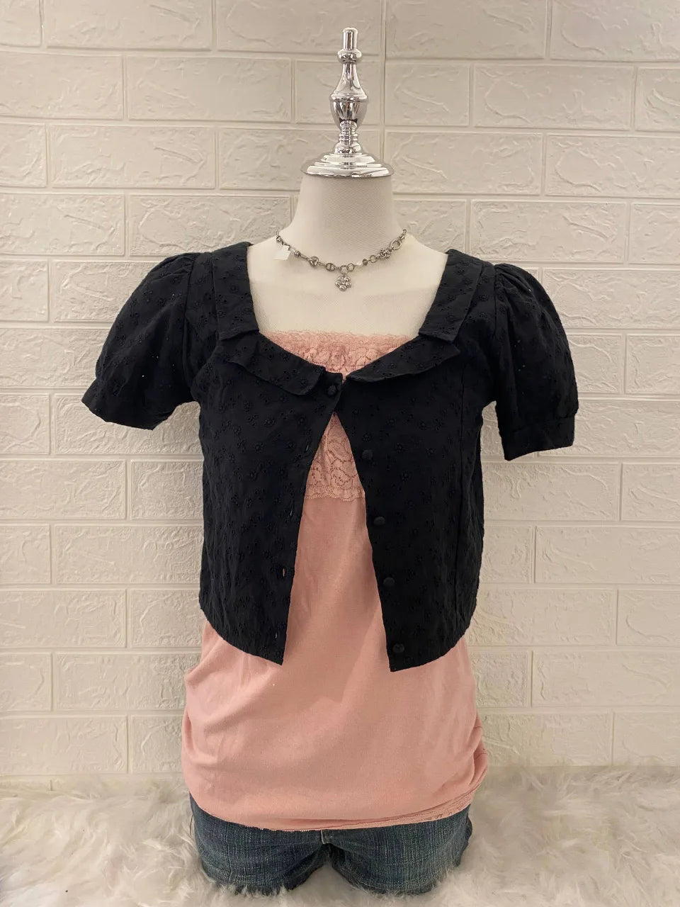 Black Cropped Puff Sleeve Blouse 1