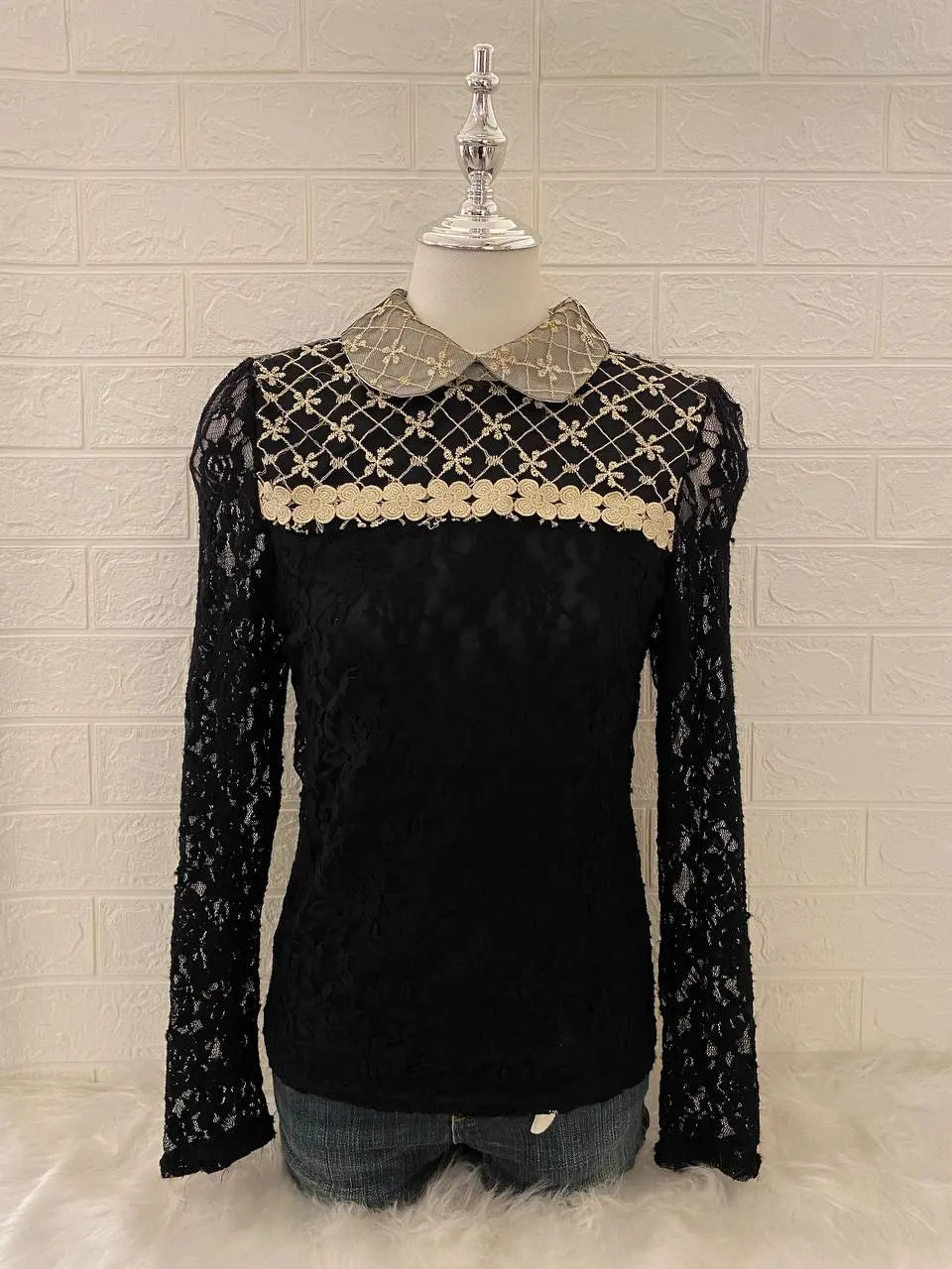 Black Lace Peterpan Collared Long Sleeve Blouse 1