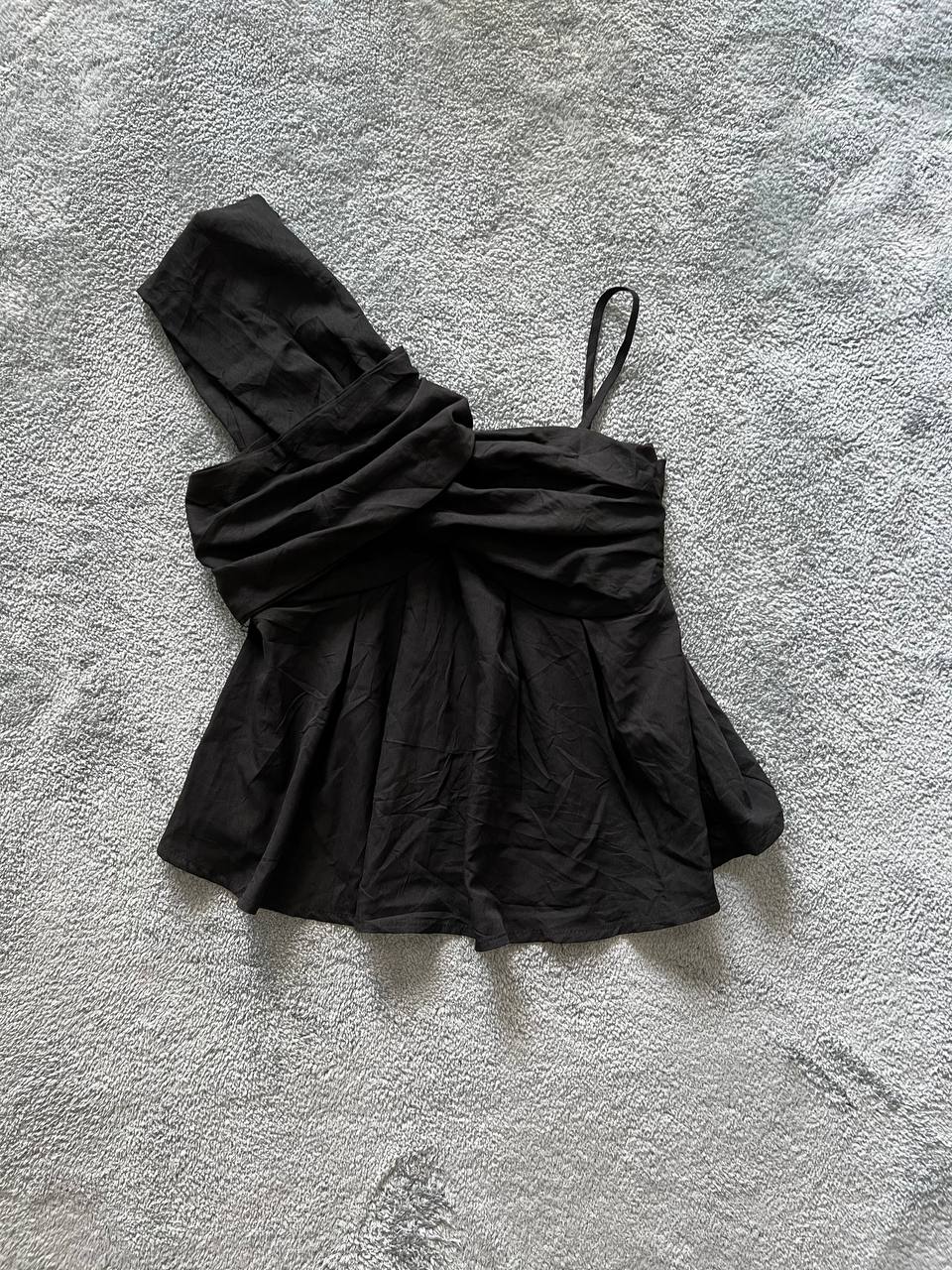 Black Asymmetrical Top