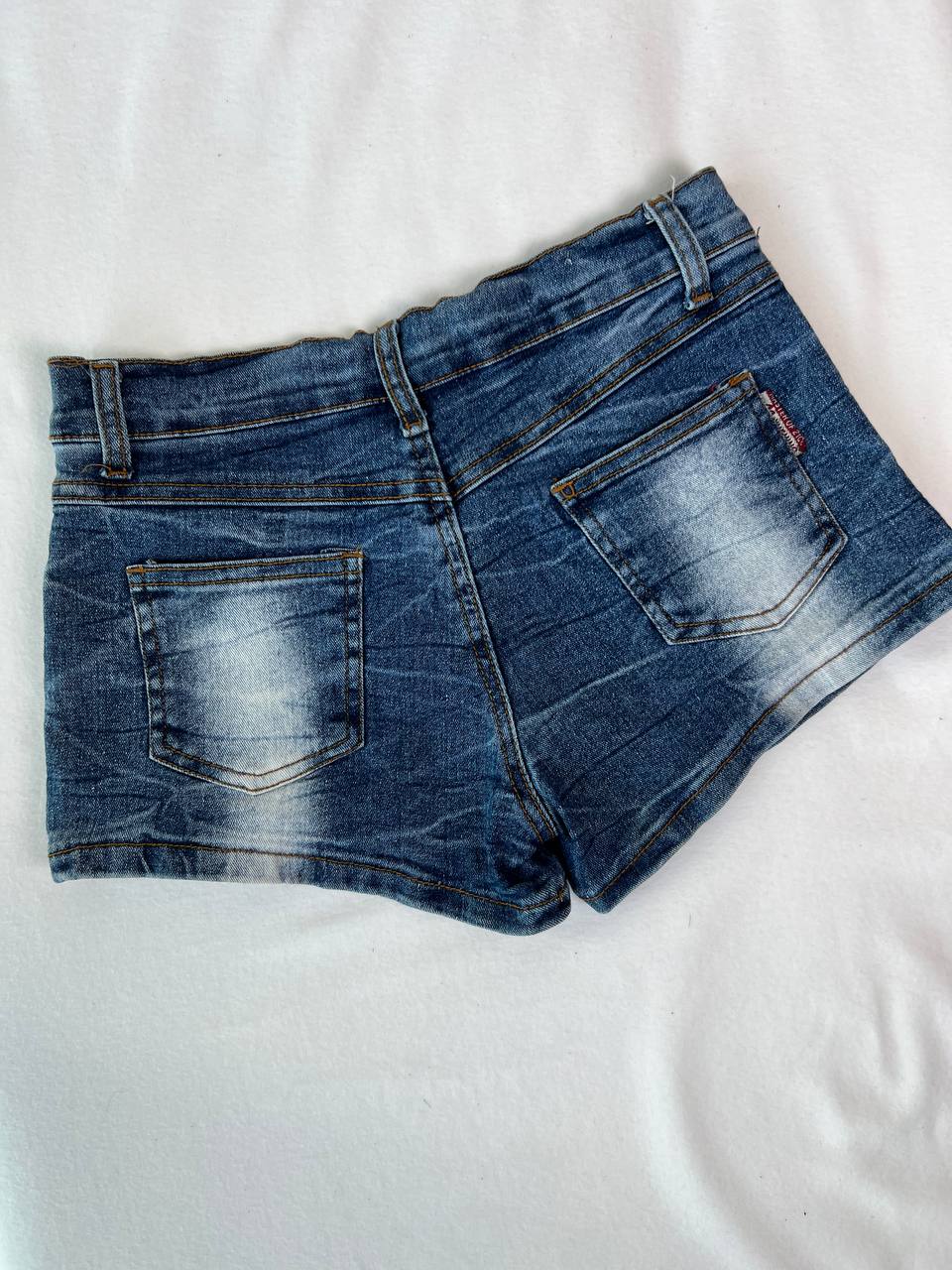 68 Patch Mid Rise Shorts