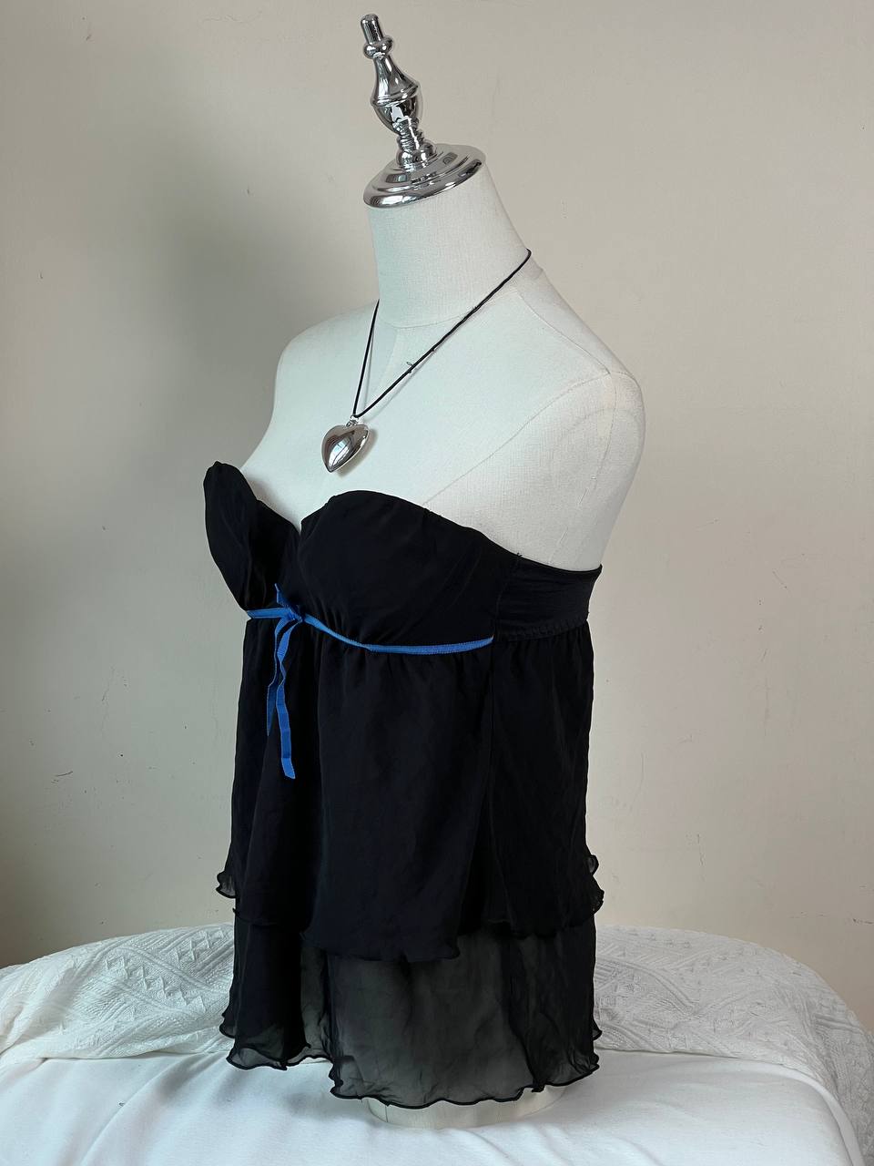 Black Mesh Tiered Tube