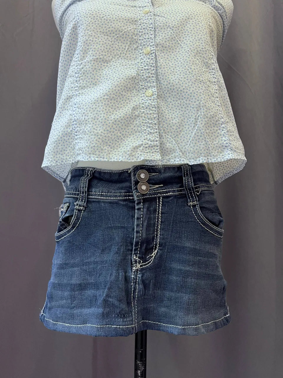 Dark Wash Contrast Stitch Denim Skirt 1